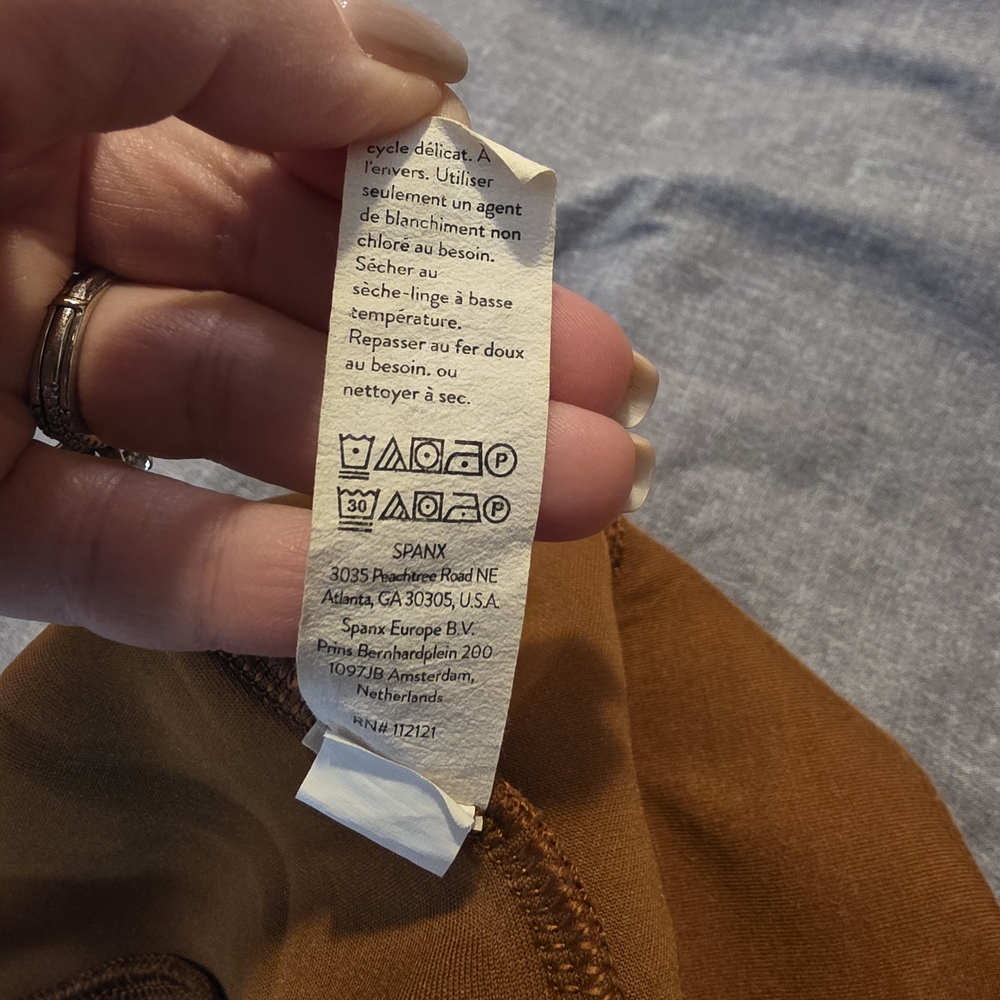 SPANX Wide Leg Airessentials Pants in Tan - Picture 4 of 7